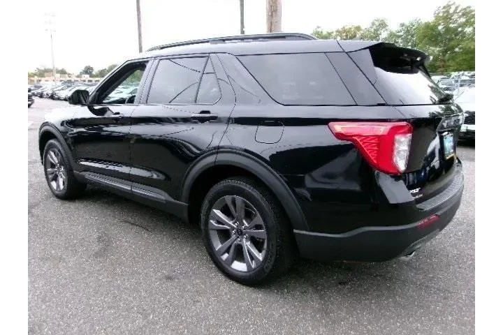 $32808 : Ford Explorer 2022 AWD XLT 4 image 7