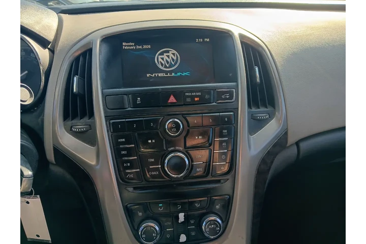 $4000 : 2017 Verano SPORT TOURING image 9