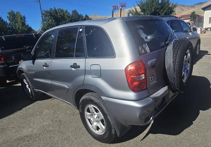 $5995 : 2005 RAV4 image 5