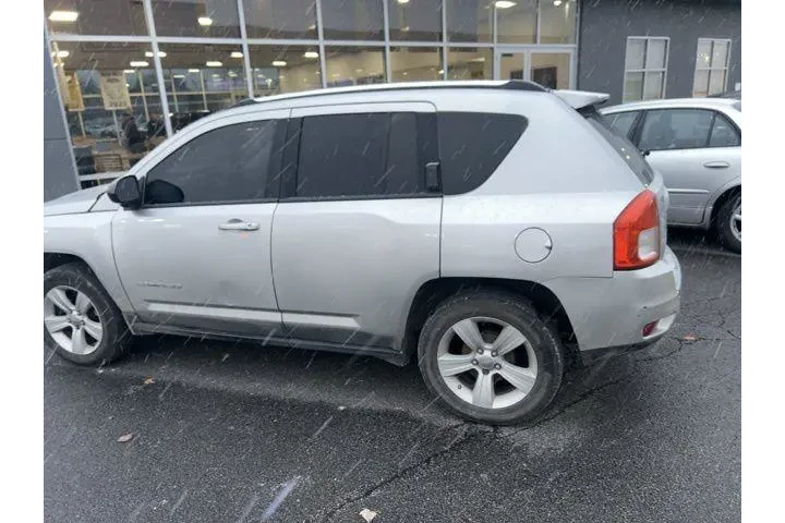 $3995 : Jeep Compass 2011 Sport 4dr image 3
