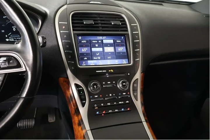 $25999 : Lincoln Nautilus 2020 AWD Re image 5