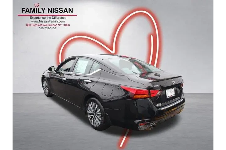 $19710 : Nissan Altima 2023 2.5 SV 4d image 5