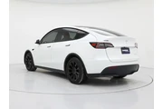 $27998 : Tesla Model Y 2022 AWD Long thumbnail