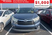 $18990 : PRE-OWNED 2016 TOYOTA HIGHLAN thumbnail