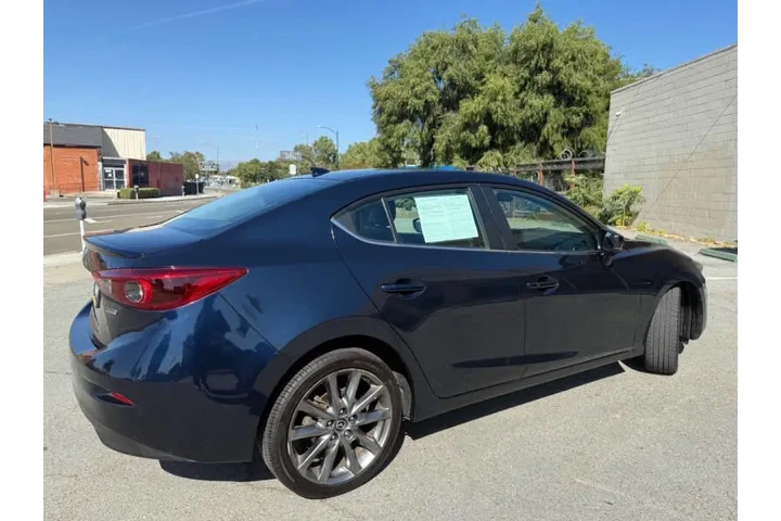$19995 : 2018 MAZDA3 Grand Touring image 5