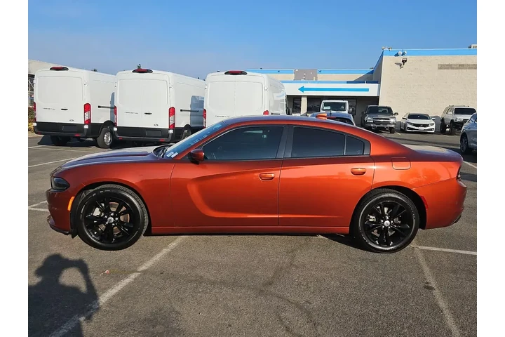 $23500 : Dodge Charger 2022 AWD SXT 4 image 5