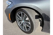 $22517 : 2019 BMW 3 Series 330i xDrive thumbnail