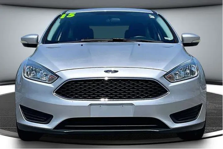 $7500 : Ford Focus 2015 SE 4dr Hatch image 2