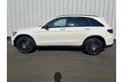 $30994 : Mercedes-Benz GLC 2022 GLC 3 thumbnail