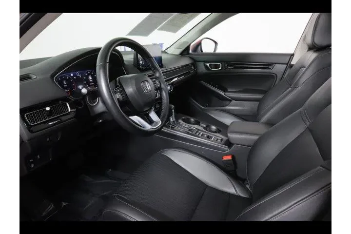 $28875 : Honda Civic 2023 Touring 4dr image 10