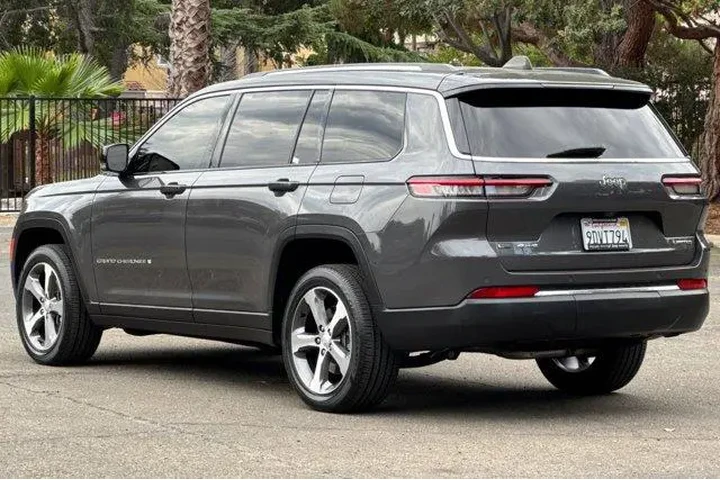 $31789 : Jeep Grand Cherokee L 2023 4 image 5