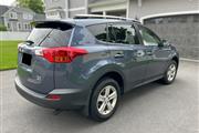 $9000 : 2014 RAV4 XLE AWD thumbnail