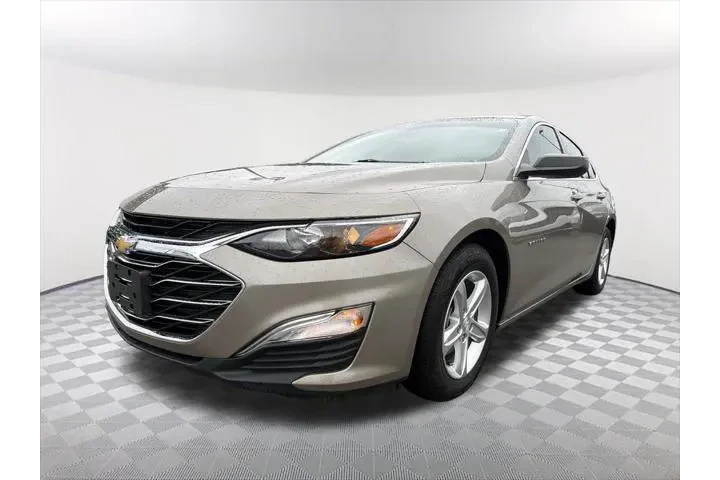 $18462 : Chevrolet Malibu 2022 LS 4dr image 4