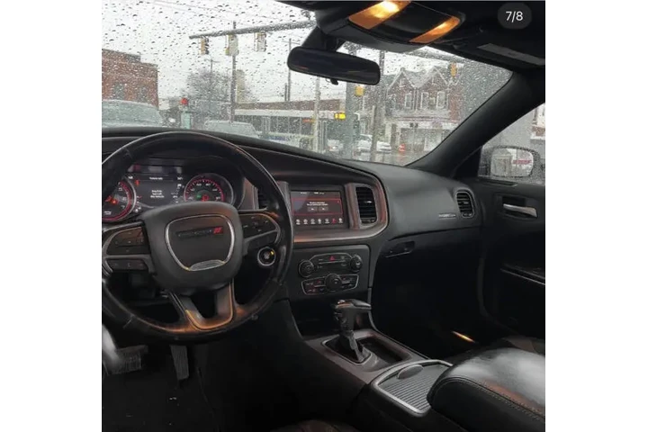 $13299 : 2019 Charger SXT image 8