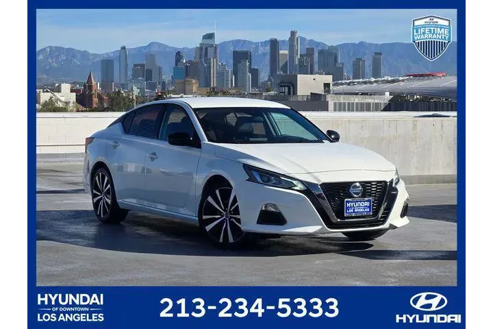 $22695 : Nissan Altima 2020 2.5 SR 4d image 1