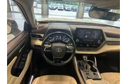 $32000 : Toyota Highlander 2021 AWD L thumbnail