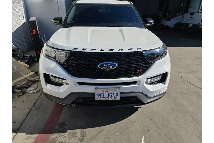 $39800 : Ford Explorer 2022 AWD ST 4d image 4
