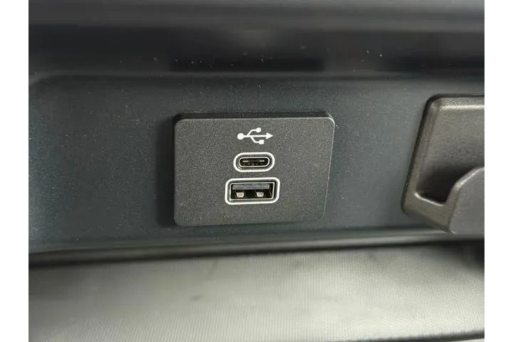 $38995 : Ford F-150 2025 4x2 XL 2dr R image 8