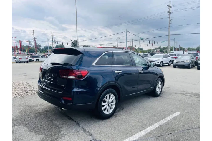 $15850 : 2020 Sorento LX image 8