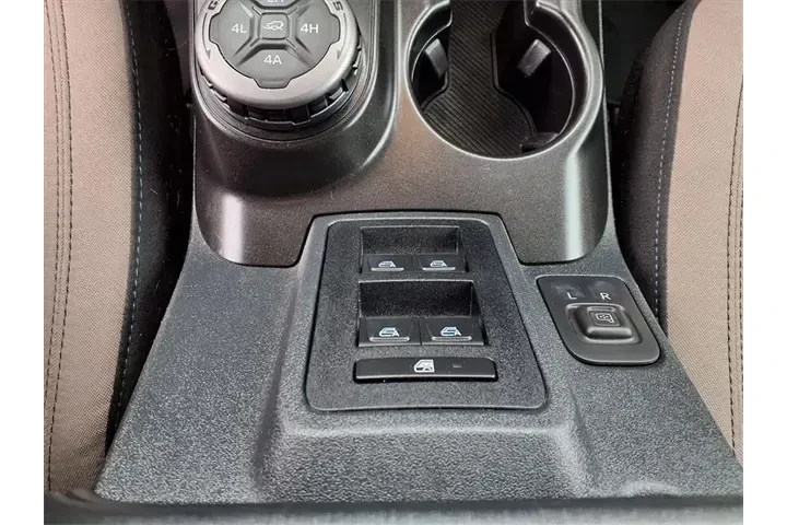 $39999 : Ford Bronco 2022 4x4 Base Ad image 10