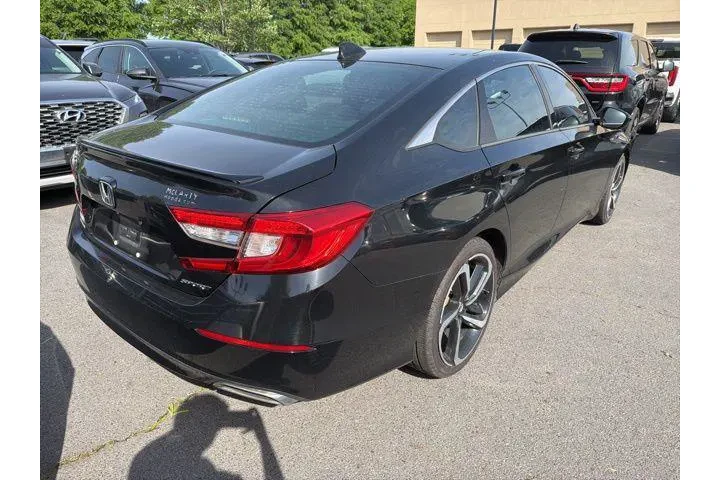 $17901 : Honda Accord 2019 Sport 4dr image 5