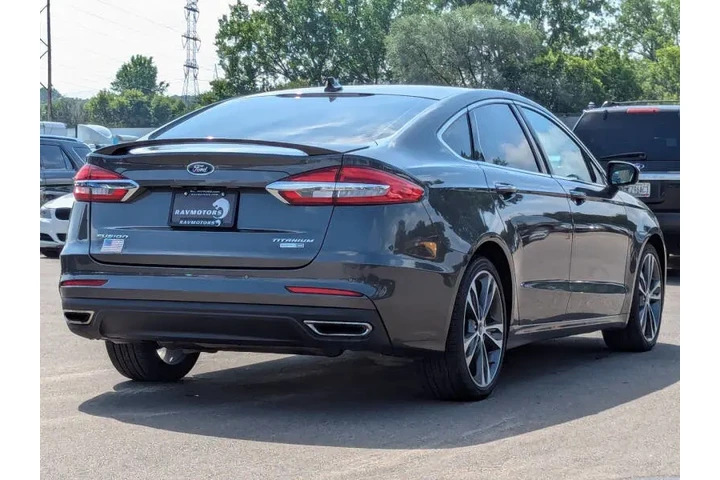 $16495 : 2020 Fusion Titanium image 9
