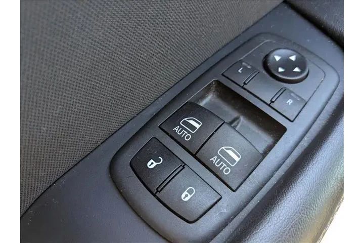 $18791 : Dodge Challenger 2021 SXT 2d image 10