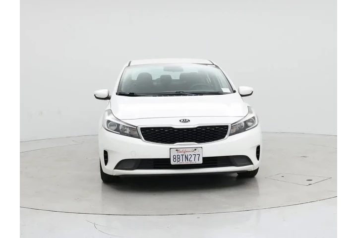 $11998 : Kia Forte 2017 LX 4dr Sedan image 5