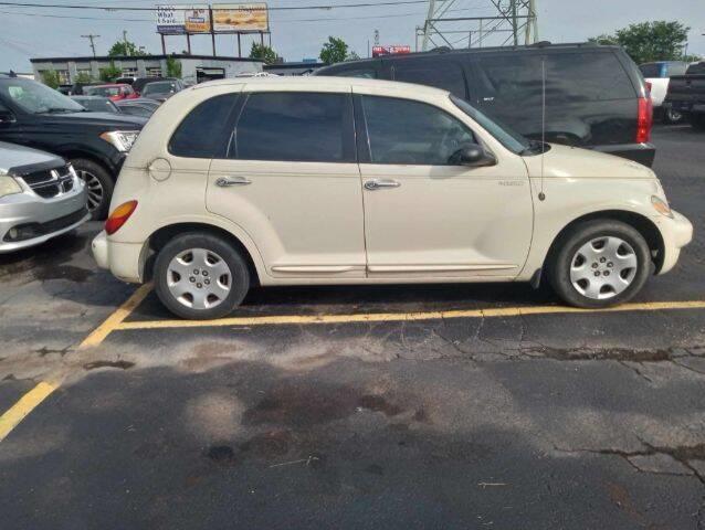 $4500 : 2005 PT Cruiser Touring image 1