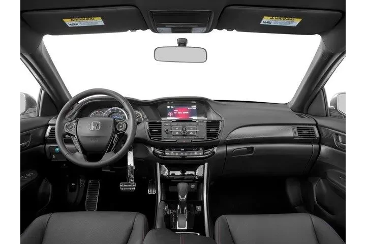 $16477 : Honda Accord 2017 Sport Spec image 8