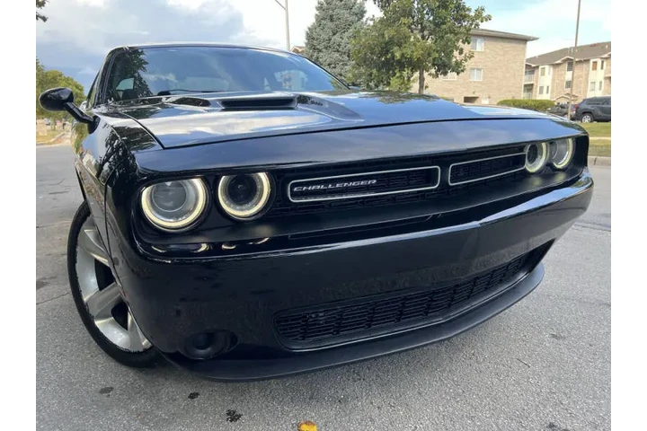 $14995 : 2018 Challenger SXT image 1