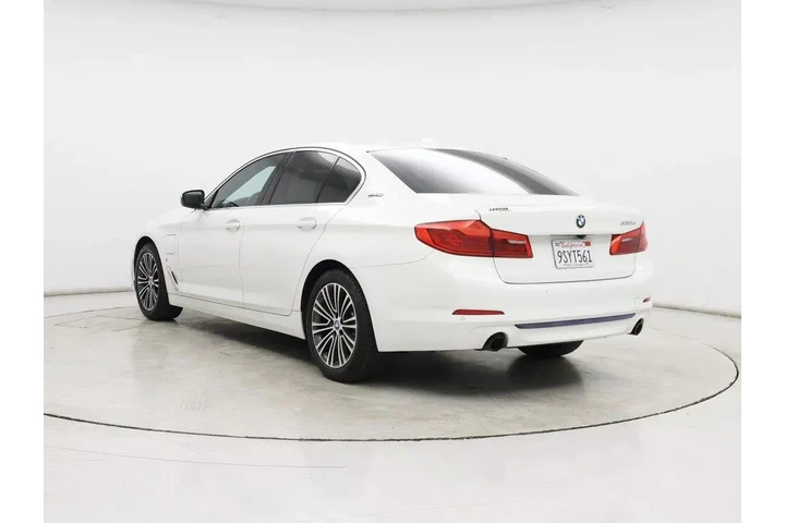 $22998 : BMW 5 Series 2019 530e iPerf image 2