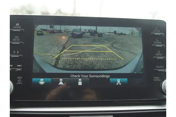 $21972 : Honda Accord Hybrid 2021 EX- image 6