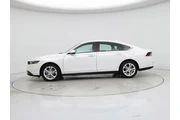 $27998 : Honda Accord 2025 LX 4dr Sed thumbnail