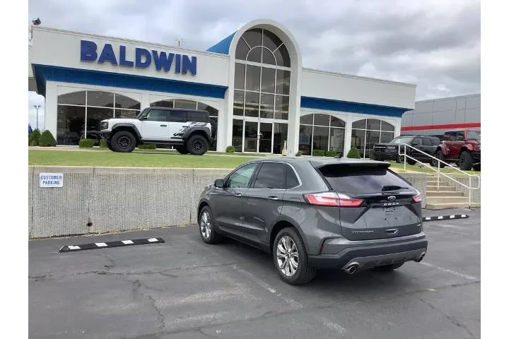 $29950 : Ford Edge 2023 AWD Titanium image 5