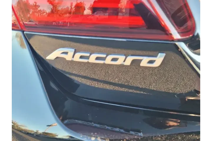 $17197 : Honda Accord 2017 EX-L V6 4d image 7