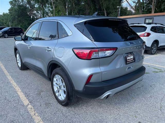 $14995 : 2021 Escape SE AWD image 4