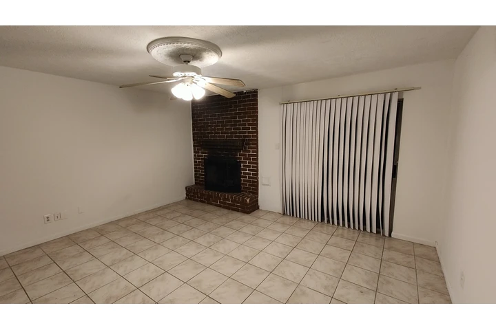 $1950 : Casa se Renta Spring, TX image 1