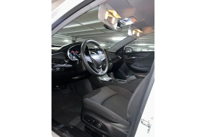 $15499 : Chevrolet Malibu 2020 LT 4dr image 8