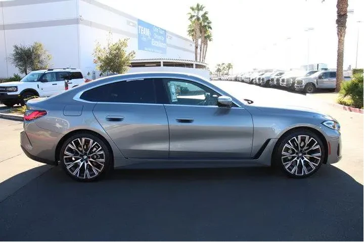 $32315 : BMW 4 Series 2022 430i Gran image 10