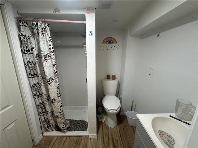 $1050 : Apartamento en Alquiler image 4