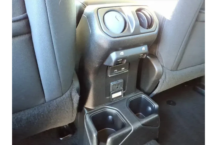 $22535 : Jeep Wrangler Unlimited 2018 image 10