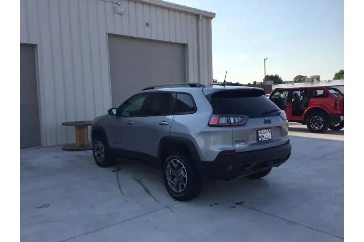 $14920 : Jeep Cherokee 2020 4x4 Trail image 4