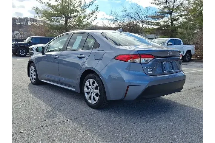 $21790 : Toyota Corolla 2024 LE 4dr S image 4