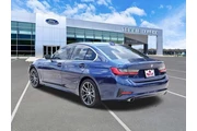 $21500 : BMW 3 Series 2020 330i 4dr S thumbnail