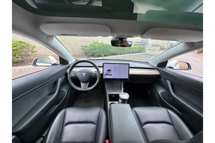 $25750 : 2023 Model 3 image 3
