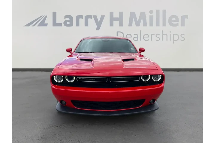 Dodge Challenger 2018 R/T Sc image 8