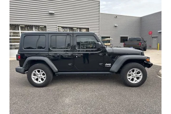 $27775 : Jeep Wrangler Unlimited 2021 image 2
