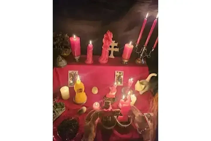 EL AMOR NO SE RUEGA SE DOMINA image 2