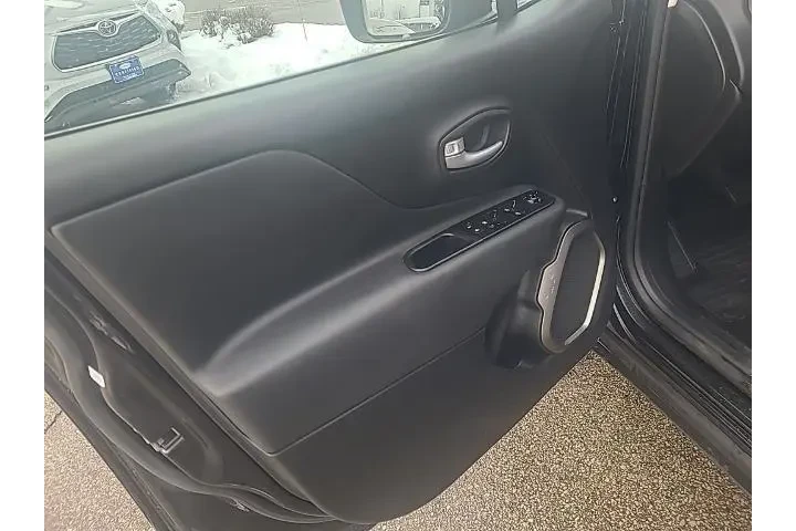 $21456 : Jeep Renegade 2023 4x4 Latit image 10